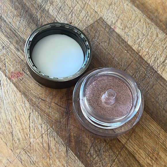 💕⚡️Hourglass Aura Glitter Eyeshadow - Picture 2 of 12